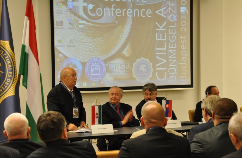 Sallay Károly megnyitja a II. Visegrádi V4 Detektív Konferenciát